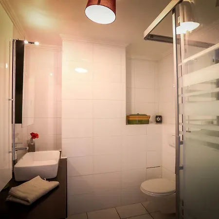 Chez Charlotte L'énigme Des 4 Coffres Apartamento *