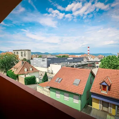 Apartamento Chez Charlotte L'énigme Des 4 Coffres